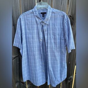 XL Van Heusen Casual Button Down Shirt Short Sleeve Pocket Mens Size XLarge EPC